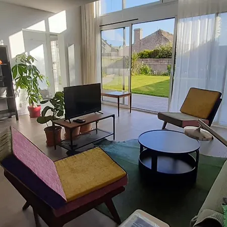 Maison Neuve Centre بيت للعطل