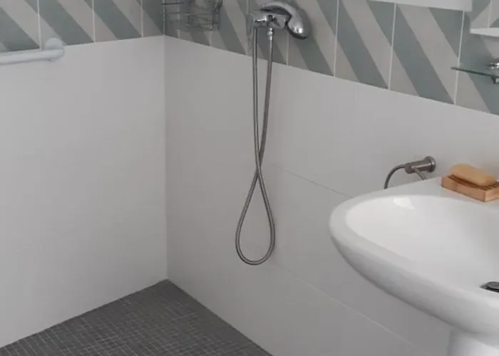 Nyaraló Maison Neuve Centre Barfleur