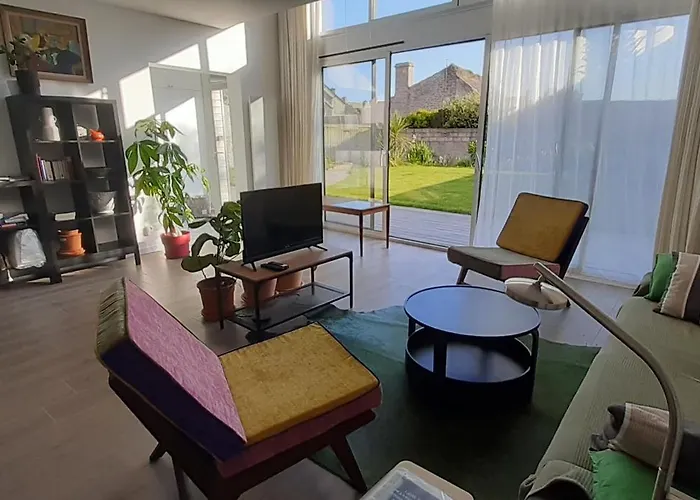 Maison Neuve Centre Nyaraló